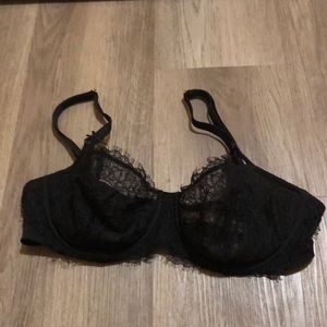 Victoria’s Secret dream angels push up without padding unlined bra